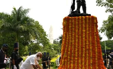 In pictures: Nation pays tribute to soldiers, celebrates Kargil Vijay Diwas Kargil Vijay Diwas