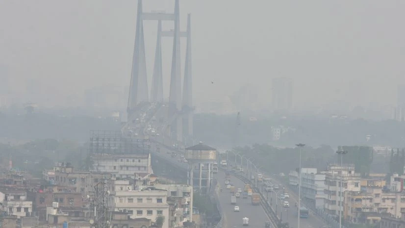 Air pollution A view of smog covered area due to air pollution in Kolkata on Tuesday.