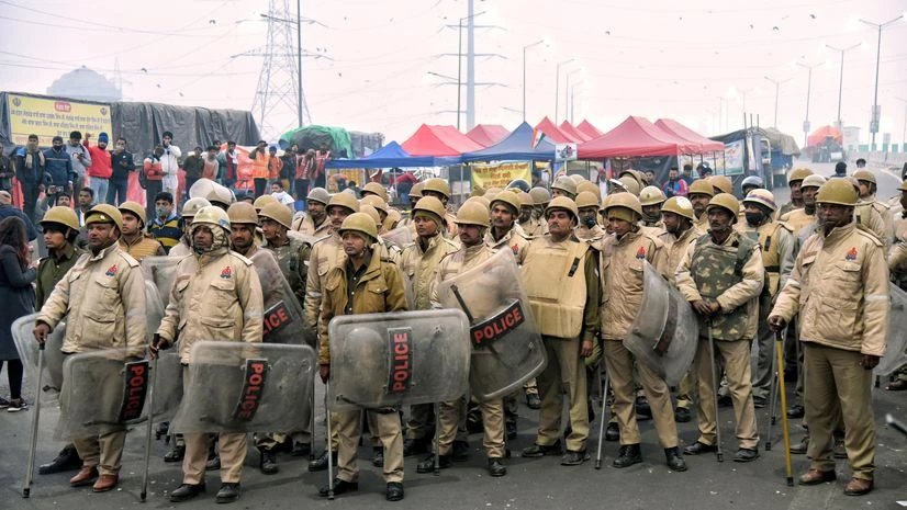 Security personnel deployed at the farmers' protesting site at the Delhi-Gazipur border Security personnel deployed at the farmers' protesting site at the Delhi-Gazipur border