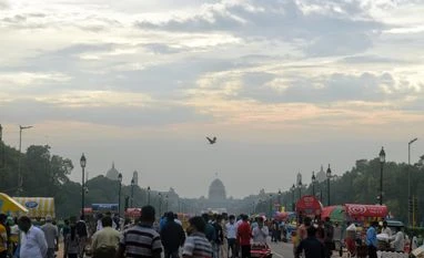 Delhi records minimum temperature of 16.2 deg C, two notches below normal Delhi weather