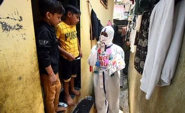 Holi revellers violate coronavirus guidelines in Mahim area of Mumbai Holi festival