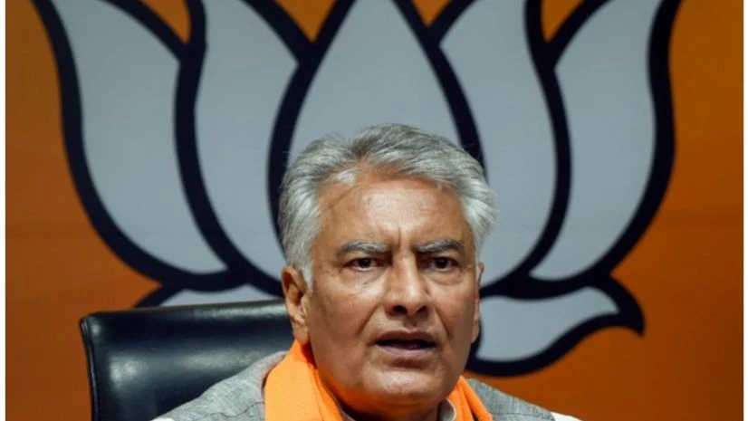Sunil Jakhar New Delhi: Former Punjab Congress President Sunil Jakhar interacts with the media after he joined the Bharatiya Janata Party, at the BJP headquarters, in New Delhi, Thursday, May 19, 2022. (PTI Photo