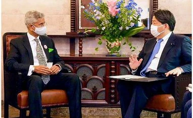 Japan's minister Hayashi pitches for improvement in India's biz environment S. Jaishankar (L) Yoshimasa Hayashi (R)