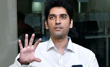 Will the Sensex dip to 57,000 before jumping to 75,000? Gaurav Ratnaparkhi, Sharekhan