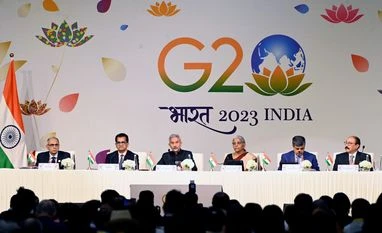 Union Finance Minister Nirmala Sitharaman, MEA S. Jaishankar, G20 Sherpa Amitabh Kant, G20 Chief Coordinator Harsh Vardhan Shringla, Foreign Secretary Vinay Kwatra and DEA Secretary Ajay Seth during a press conference on G20 Leaders' Summit, at Inte Union Finance Minister Nirmala Sitharaman, MEA S. Jaishankar, G20 Sherpa Amitabh Kant, G20 Chief Coordinator Harsh Vardhan Shringla, Foreign Secretary Vinay Kwatra and DEA Secretary Ajay Seth during a press conference on G20 Leaders' Summit, at Inte