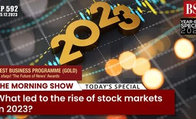 TMS Ep592: Electric vehicles, stock markets 2023, Santa rally, Blue Origin TMS Ep592: Electric vehicles, stock markets 2023, Santa rally, Blue Origin