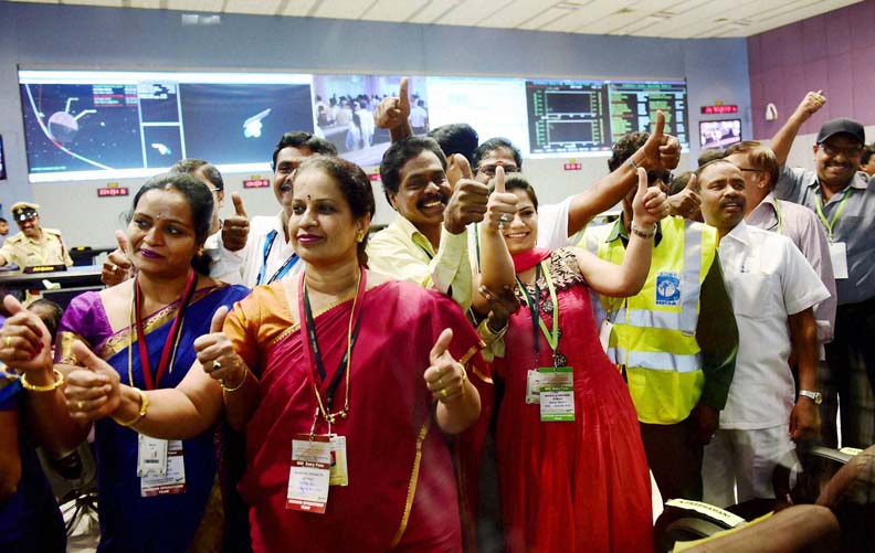 ISRO Scientists Celebrate Success of Mars Orbiter Mission Photo