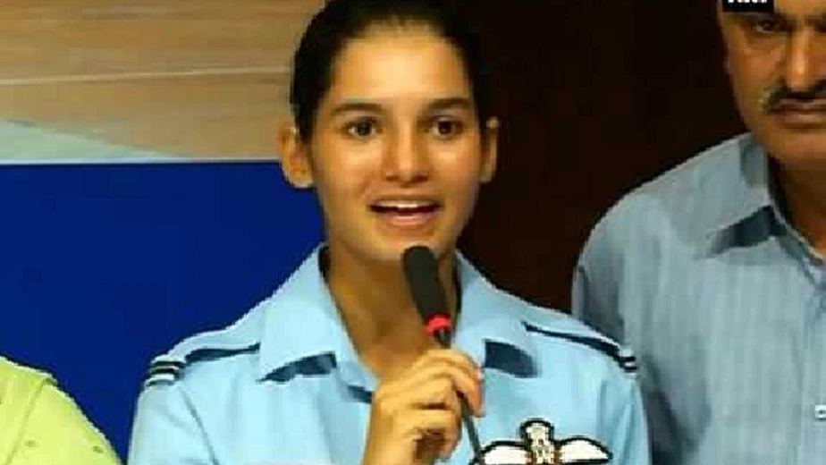 Avani chaturvedi images hot sale