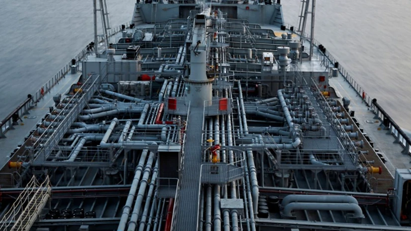 oil tanker oil tanker