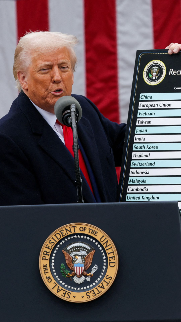 LIVE news updates: Donald Trump's 26% tariffs on Indian goods come into force