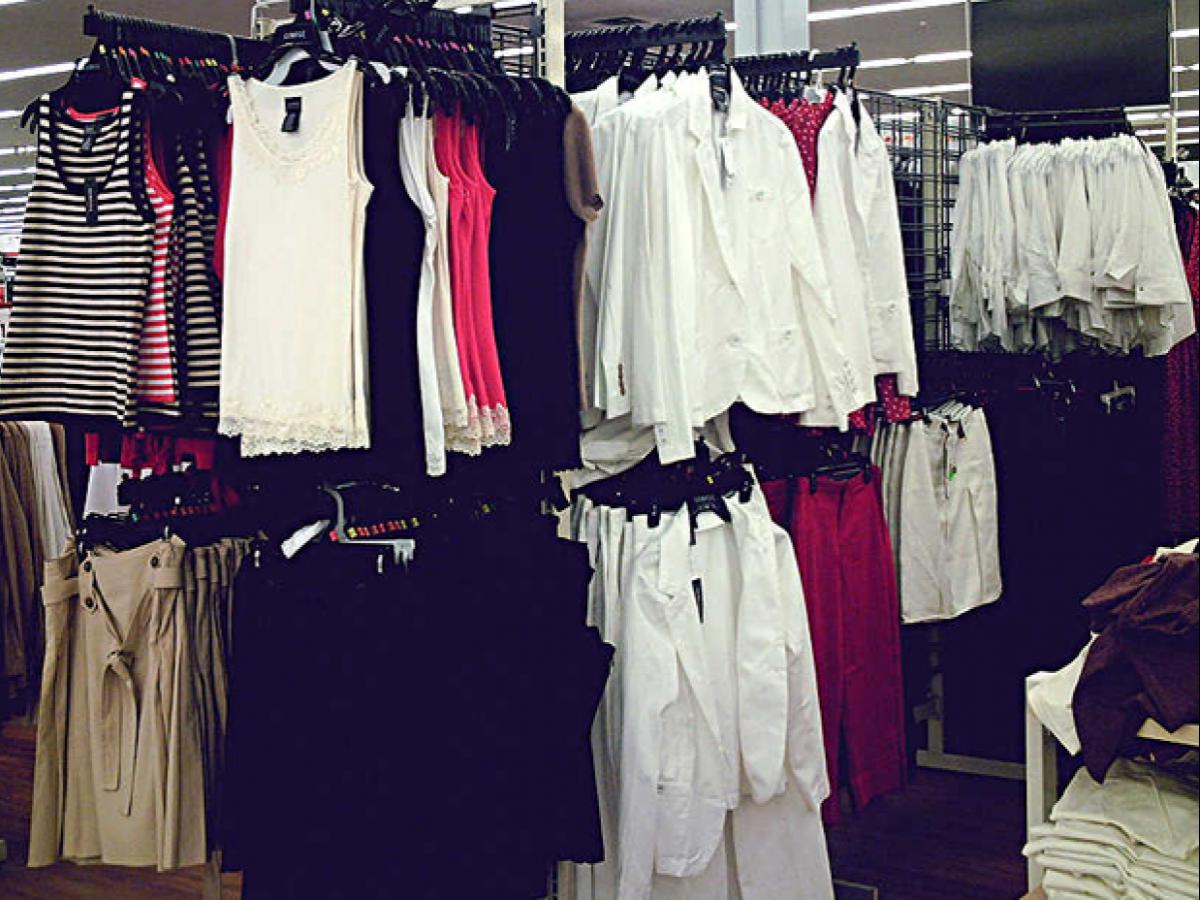 S P Apparels To Make Stock Market Debut On Friday Business Standard News