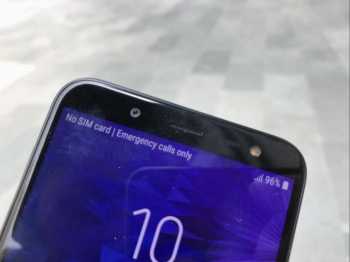 Samsung Galaxy J6 Review A Clear Winner Over The Rest In Budget Segment Business Standard News