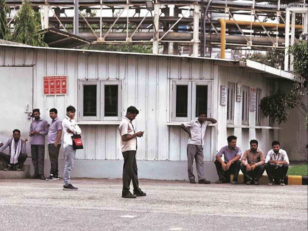 Motown crisis: Spectre of job losses hangs over Gurugram, Manesar auto belt | Business Standard News