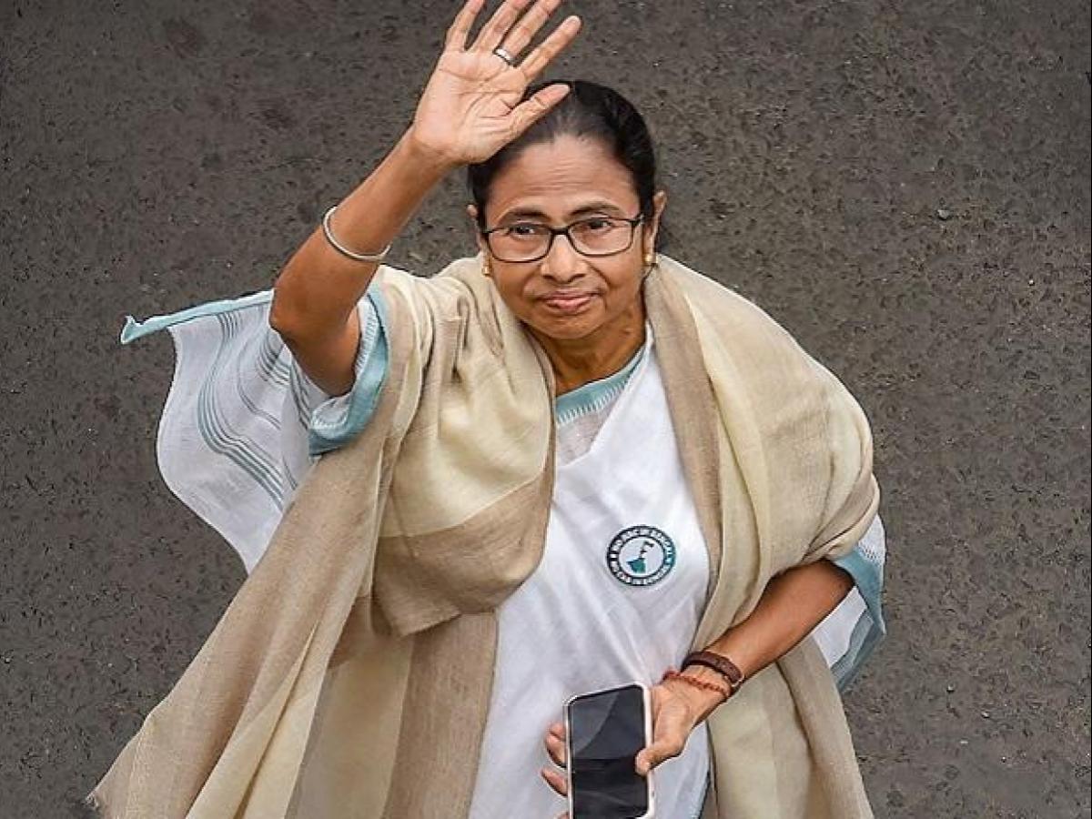 Mamata warns of action against those posting fake news on coronavirus | Business Standard News
